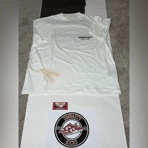 Essentials Fear of God Bright White T-Shirt Size Medium